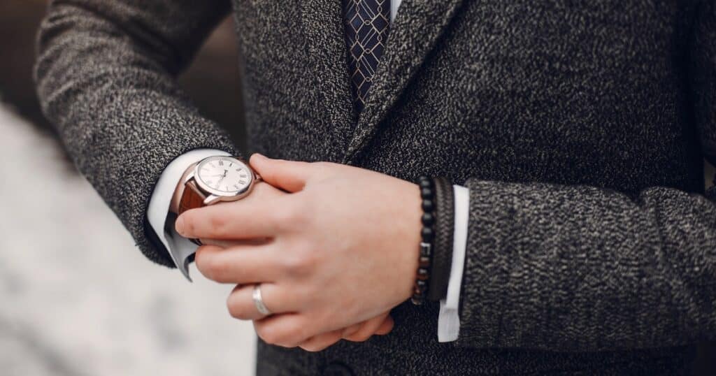 What Are Common Watch-Buying Mistakes to Avoid?​