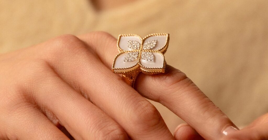Jewelry Layering Ideas Featuring TIRISI, Gucci, FOPE, Mikimoto & Roberto Coin